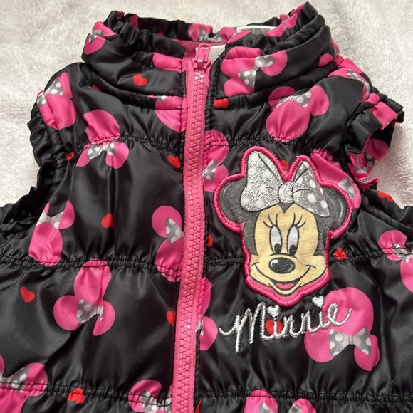 Beautiful Disney Minnie Mouse Winter Vest - Size 2T - Picture 2 of 9